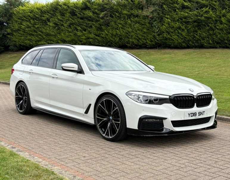 BMW 5 SERIES