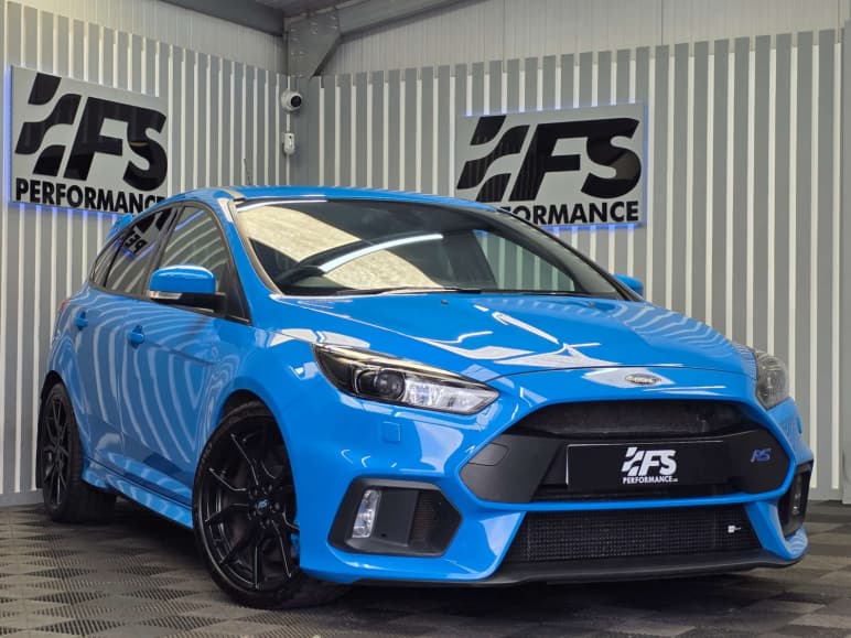 FORD FOCUS RS