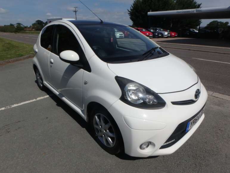 TOYOTA AYGO