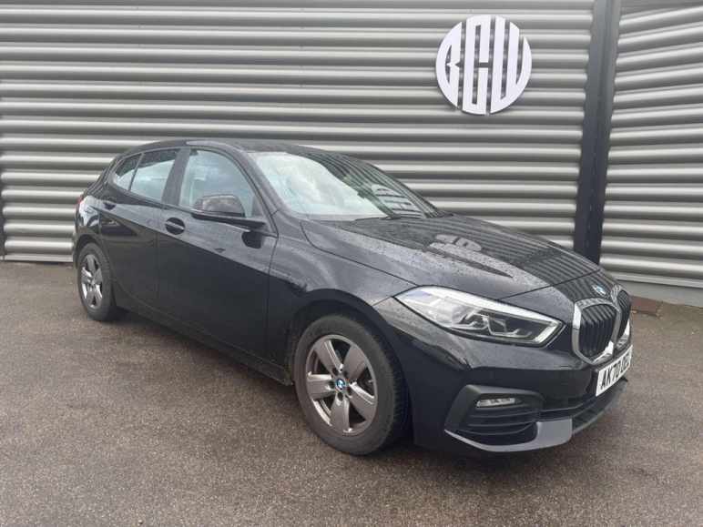 BMW 1 SERIES