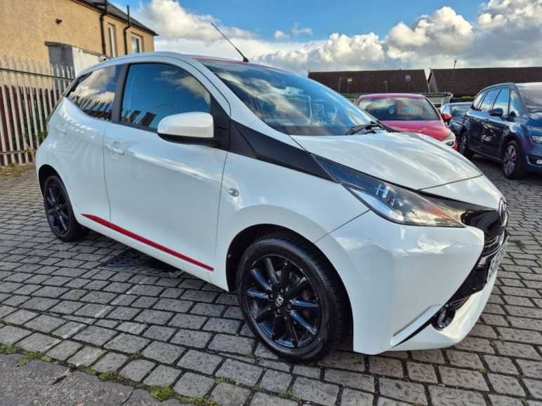 TOYOTA AYGO
