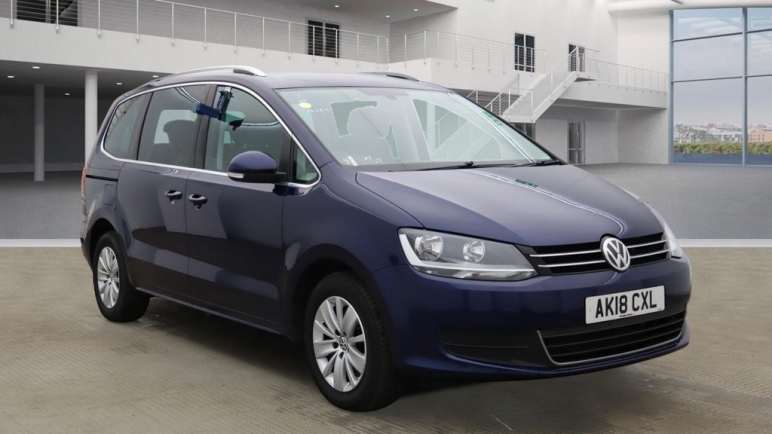 VOLKSWAGEN SHARAN