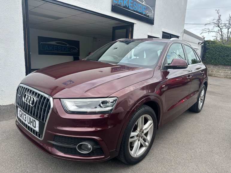 AUDI Q3