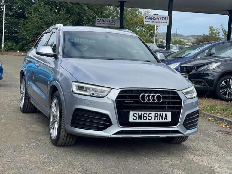 AUDI Q3