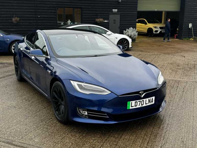 TESLA MODEL S