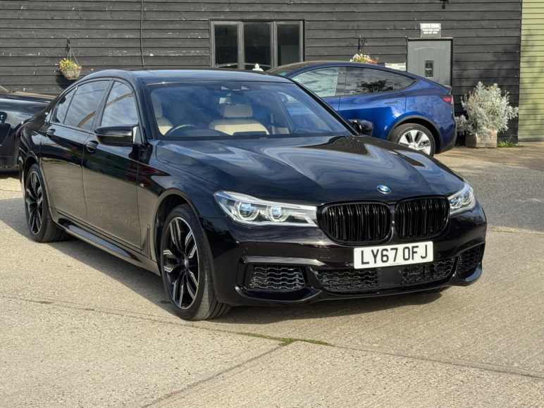 BMW 7 SERIES