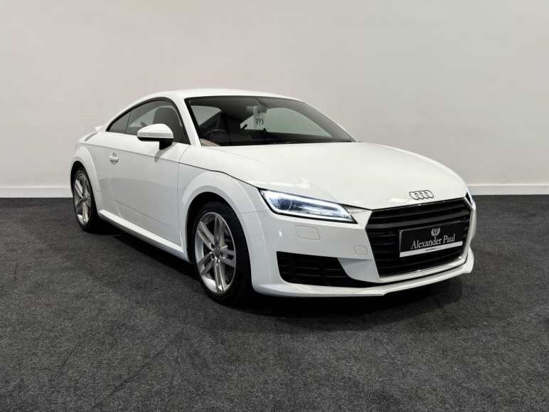 AUDI TT