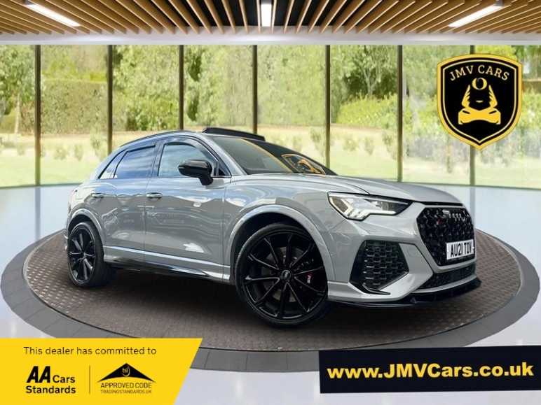 AUDI RS Q3