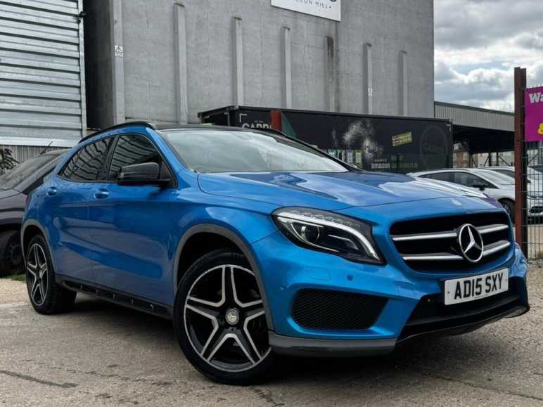 MERCEDES-BENZ GLA
