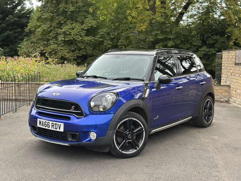 MINI COUNTRYMAN