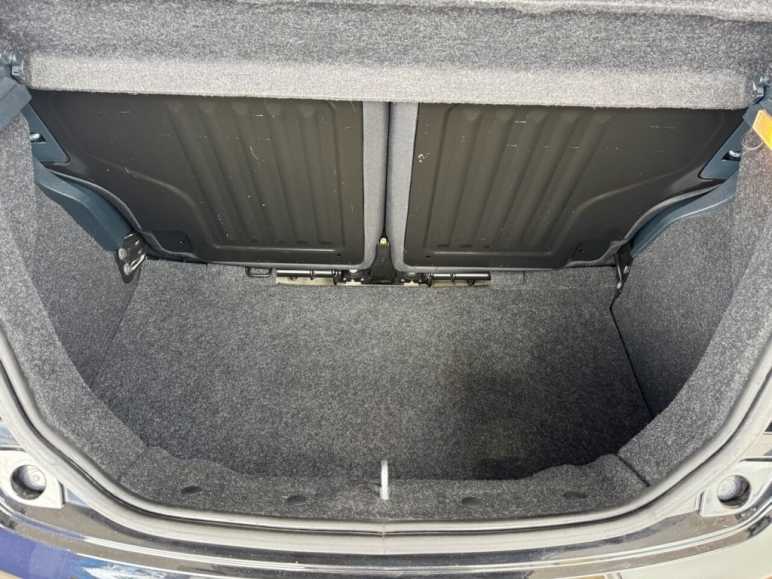 1.2 Zetec Black Edition Hatchback 3dr Petrol Manua