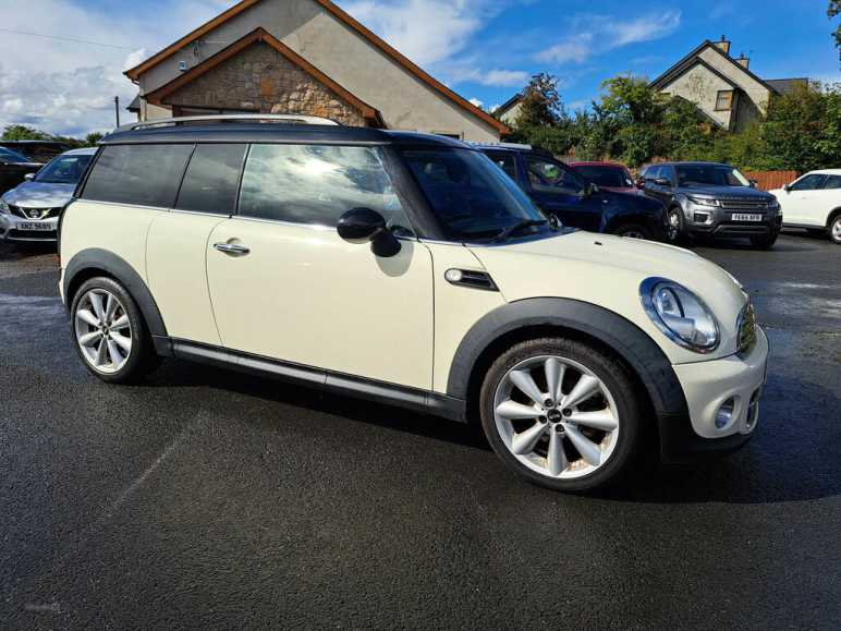 MINI CLUBMAN