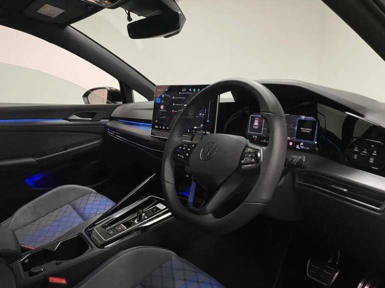 TSI R Black Edition