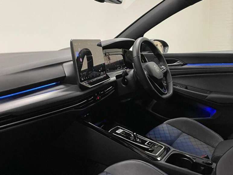 TSI R Black Edition