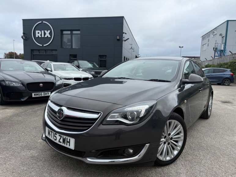 VAUXHALL INSIGNIA
