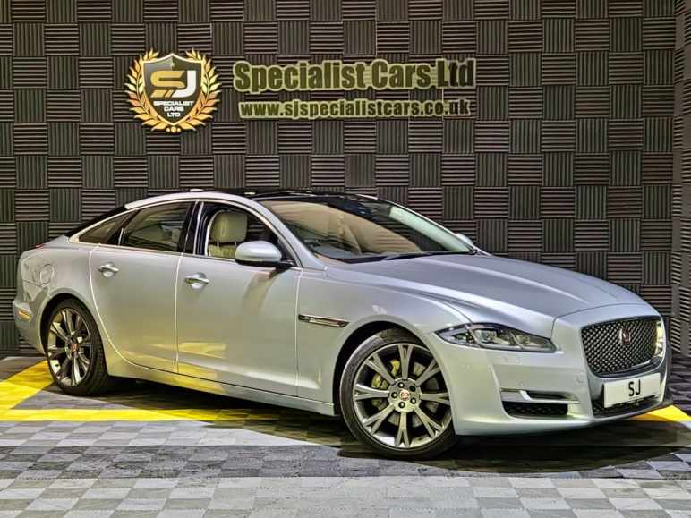 Jaguar Xj