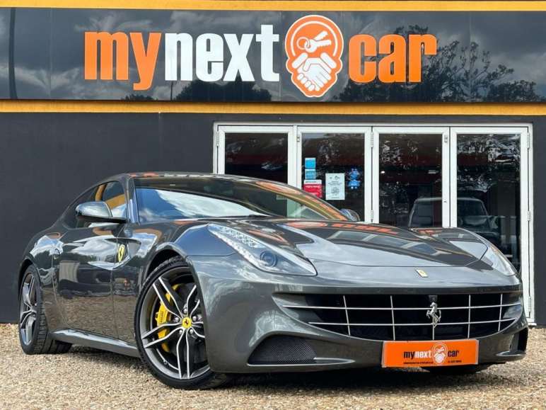FERRARI FF