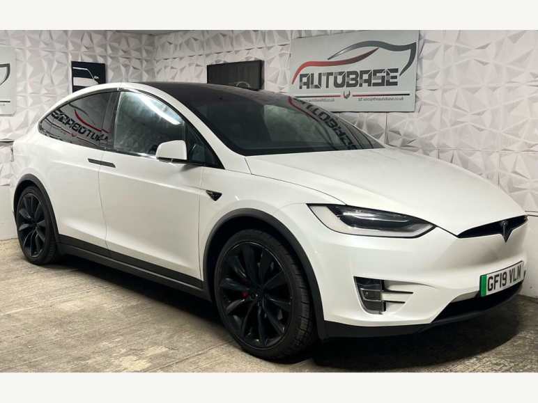 TESLA MODEL X