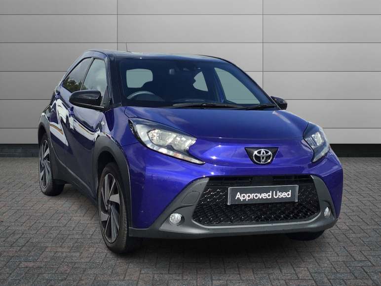 TOYOTA AYGO X