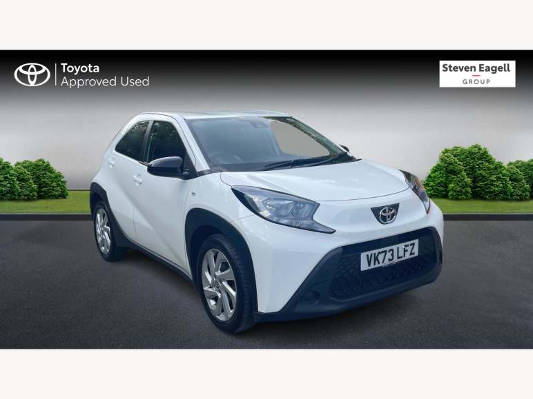 TOYOTA AYGO X
