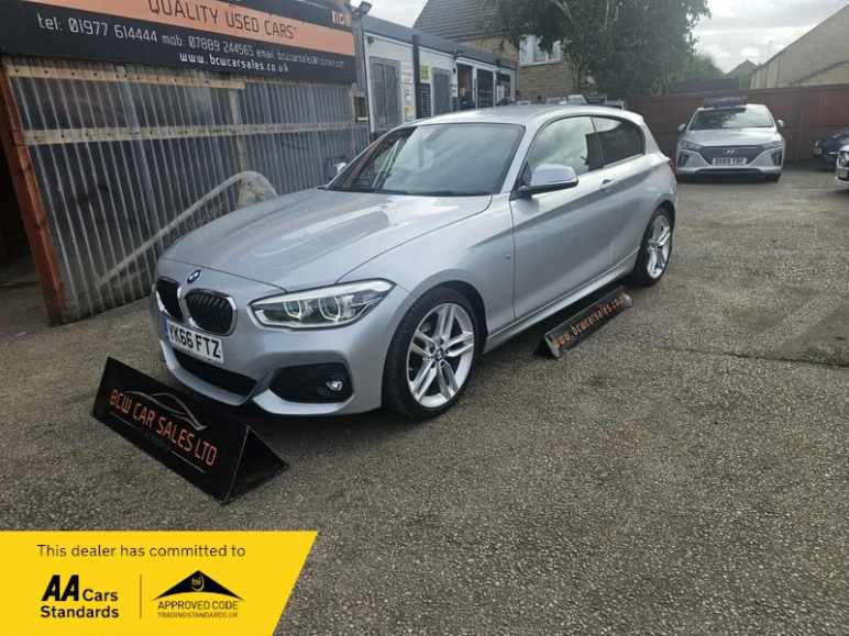 BMW 1 SERIES