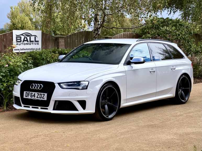 AUDI RS4