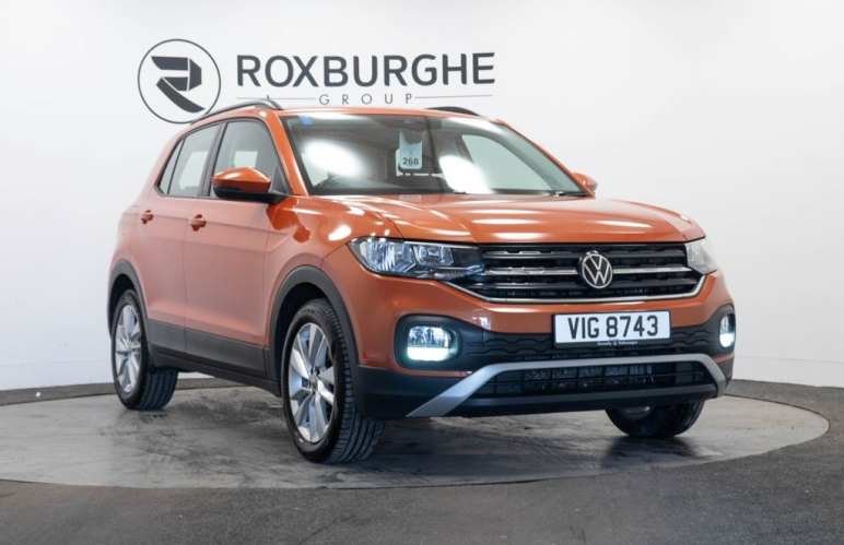 VOLKSWAGEN T-CROSS