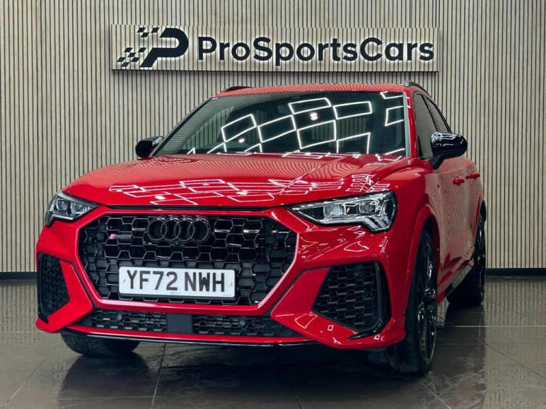 AUDI RS Q3