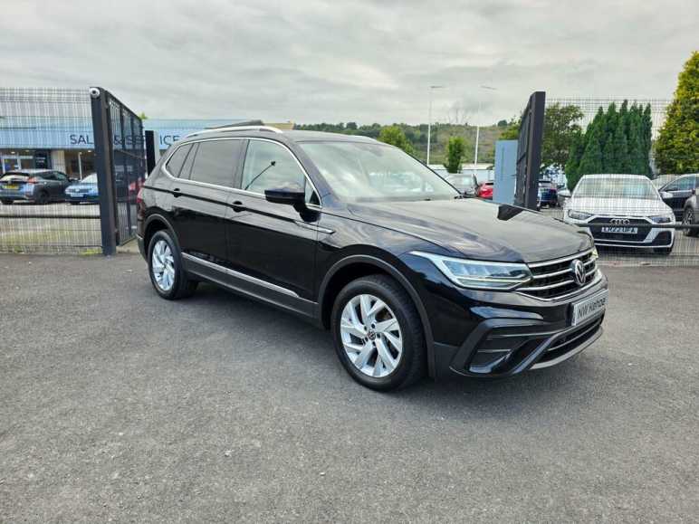 VOLKSWAGEN TIGUAN ALLSPACE