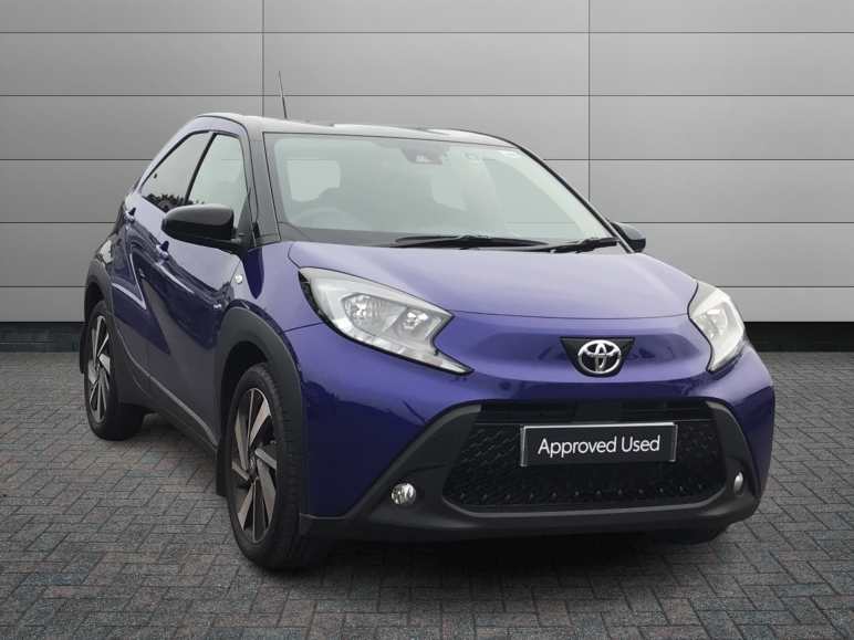 TOYOTA AYGO X