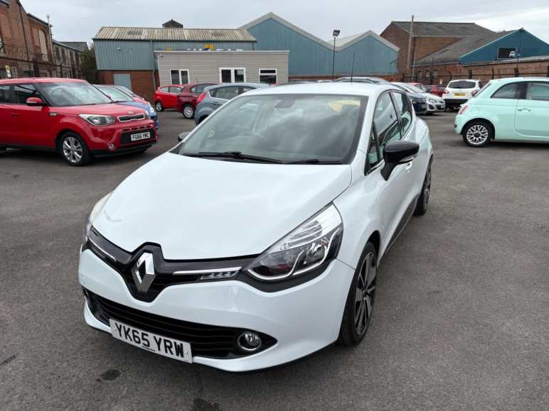 RENAULT CLIO