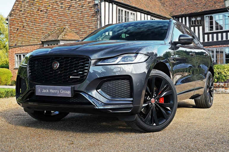JAGUAR F-PACE