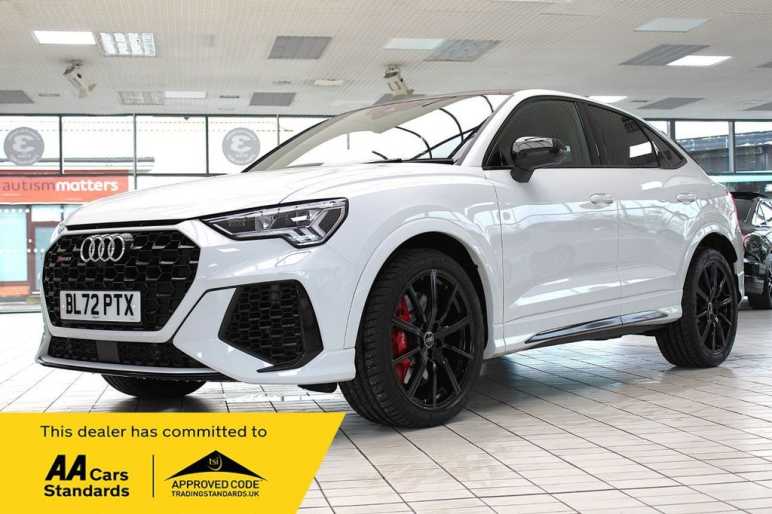 AUDI RS Q3