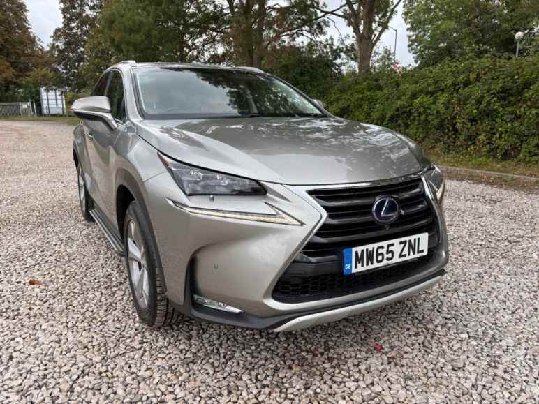 LEXUS NX