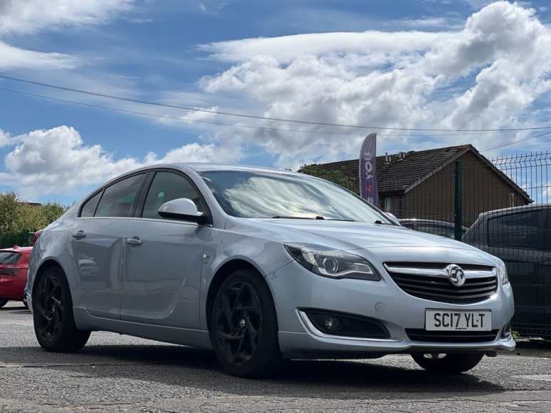 VAUXHALL INSIGNIA