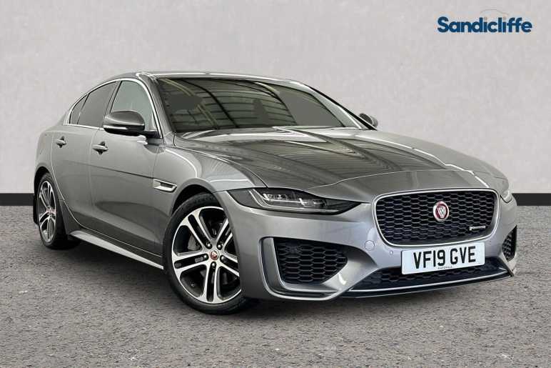 JAGUAR XE