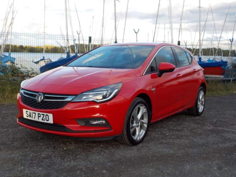 VAUXHALL ASTRA