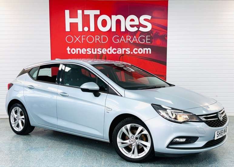 VAUXHALL ASTRA