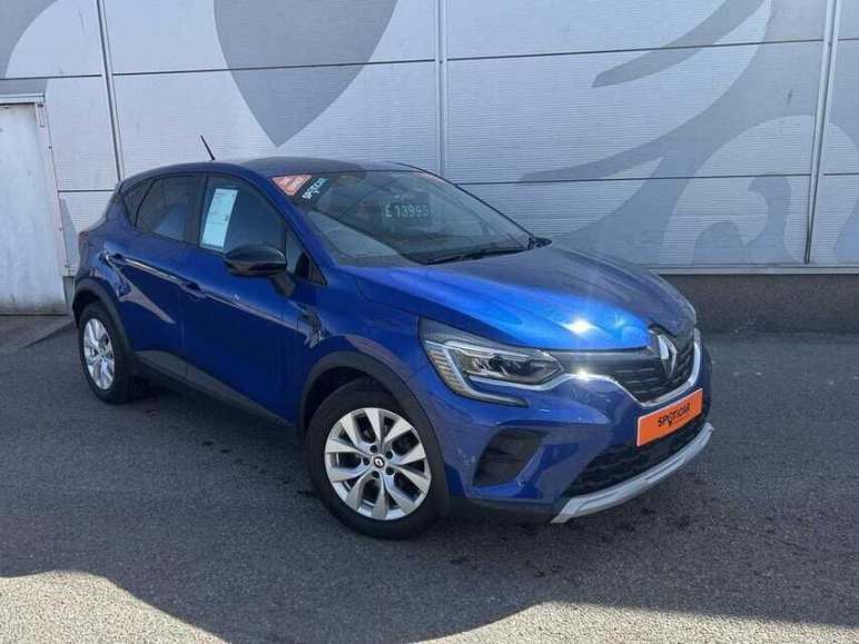 RENAULT CAPTUR