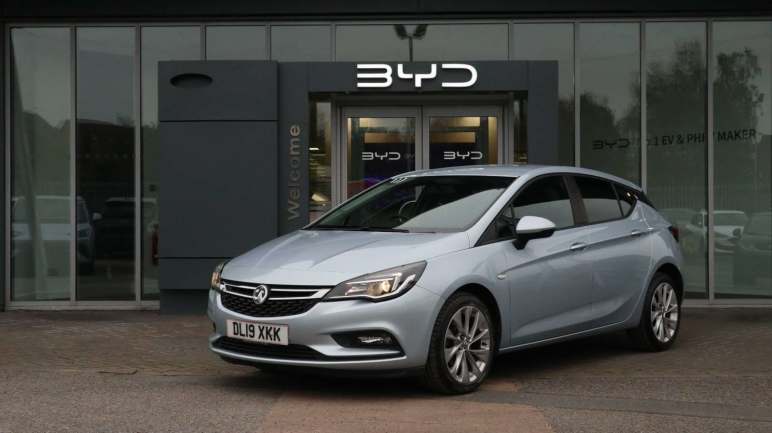 VAUXHALL ASTRA