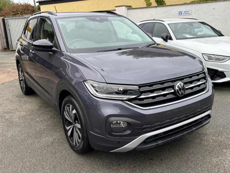 VOLKSWAGEN T-CROSS