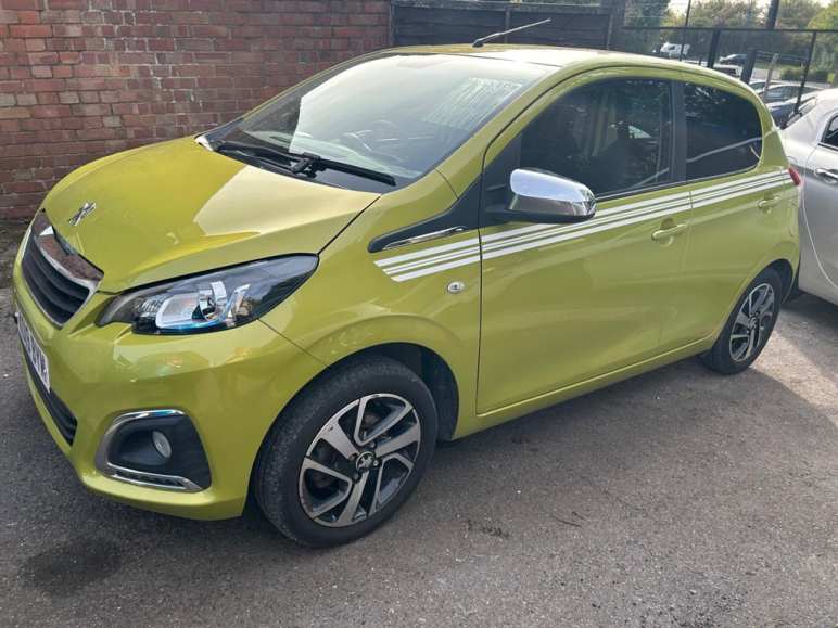 PEUGEOT 108