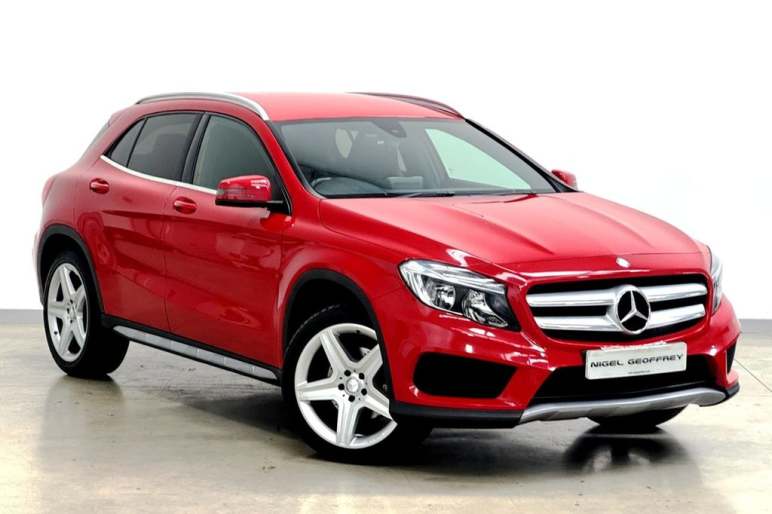 MERCEDES-BENZ GLA