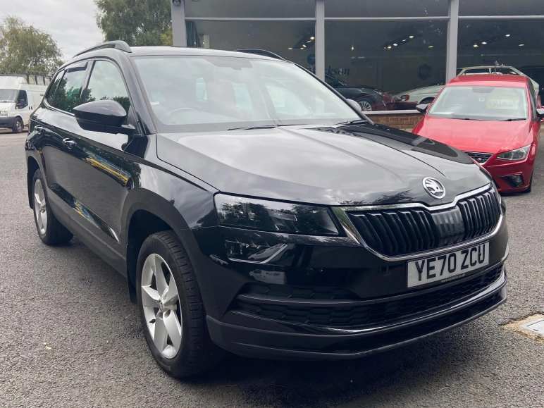 SKODA KAROQ