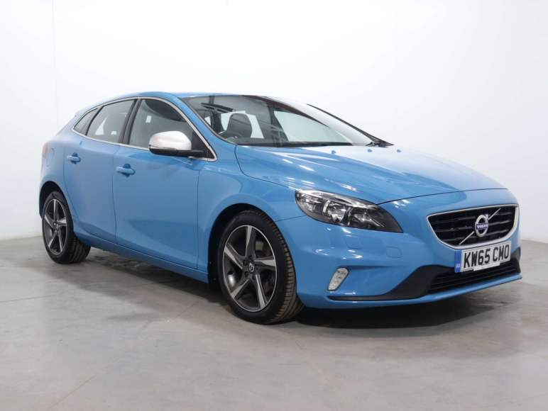 VOLVO V40