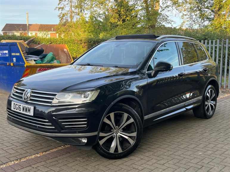 VOLKSWAGEN TOUAREG
