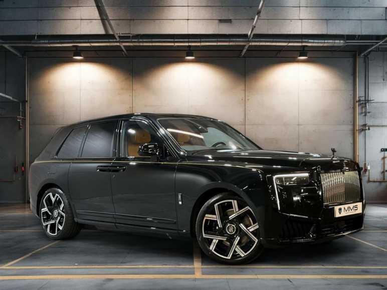 ROLLS-ROYCE Cullinan