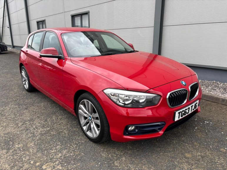 BMW 1 SERIES