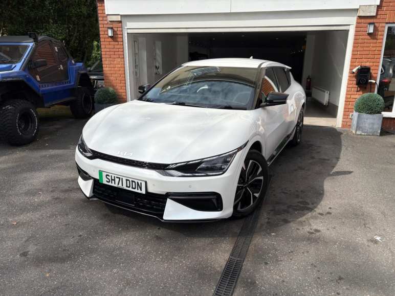 KIA EV6