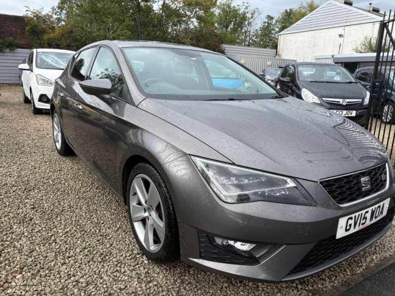 SEAT LEON